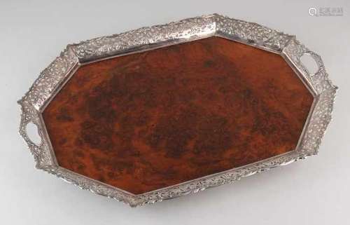 Large tray, octagonal, with plated sawn edge with floral Biedermeier decor. With wooden bottom.