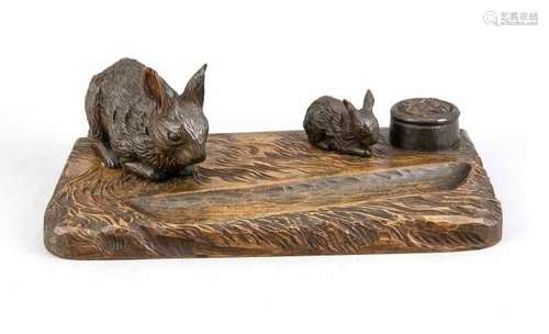 German wood carving ink set with two rabbits and inkwell. Circa 1930. Size: 12 x 34 x 19 cm. In good