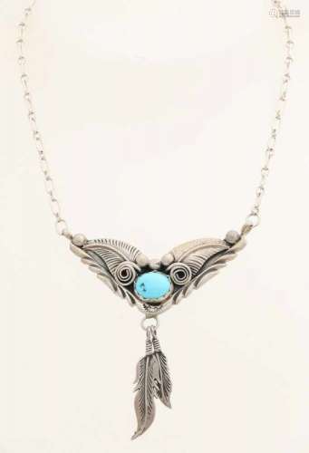 Silver choker, 925/000, Navajo, with turquoise and feathers. MT .: Robert Begay. length 45 cm. about