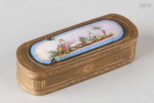 Gilt antique brass snuff box with enamelled decor. Two damages. Circa 1800. Size: 8.5 x 2.7 x 3.2