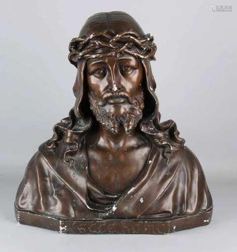 Large antique plaster Christ bust. Circa 1900. Minimal chips. Size: 49 x 45 x 20 cm. In reasonable /