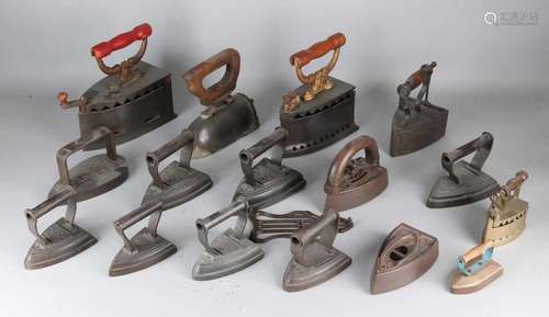 Collection of various old / antique iron bolts. Iron / brass. Size: 10 - 30 cm. In good condition.