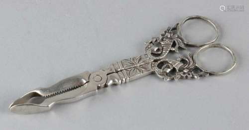 Silver lump rod, 833/000, decorated with cornucopia. MT .: Zaanlandse Zilversmederij, Zaandam,