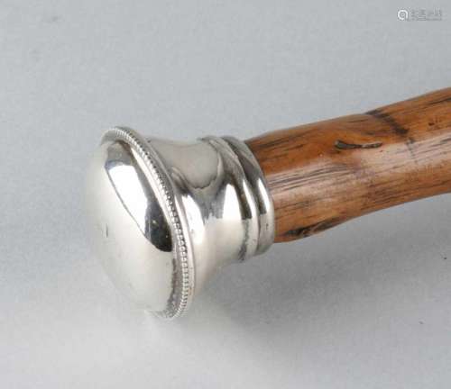 Antique wooden walking stick with silver knob, 835/000, ball model with pearl rim. Length: