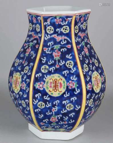 Six-sided old Chinese porcelain ornamental vase with floor mark. 20th century. Republican style.