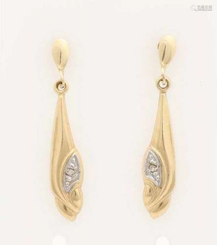 Yellow gold earrings, 585/000, with diamonds. Ear studs with a pear-shaped pendant with white gold