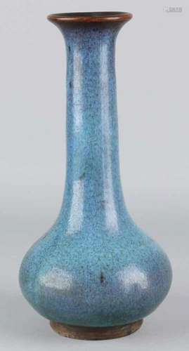 Old Chinese porcelain blue glazed pipe vase with crackle glaze. Size: 25.5 cm. In good condition.