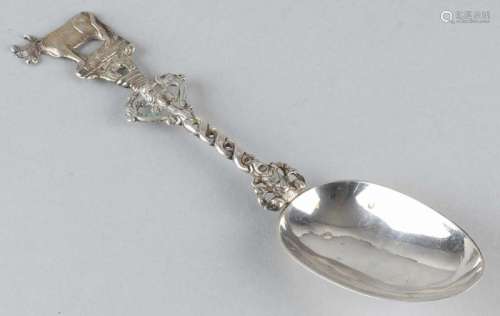 Silver occasional spoon, 833/000, with puntbak, double twisted stalk with dolphins and crowned