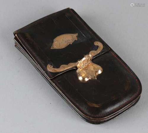 Antique leather Biedermeier holder with 585 gold lock and monogram plate. Circa 1860. Size: 14 cm.