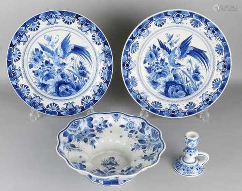 Four parts of Delft ceramics, Porceleyne Fles. 20th century. Two large (wall) signs, chinoiserie