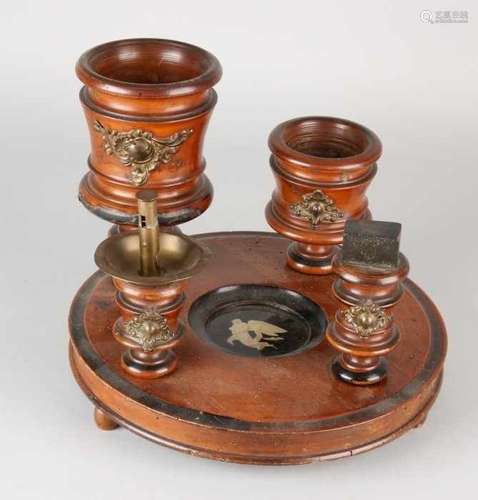 Five-piece 19th Century walnut Biedermeier smoke set. Size; 23 x 22 cm ø. In good condition.