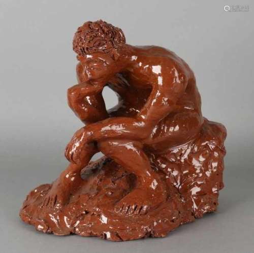 Large brown glazed terracotta figure, 'The Thinker'. 20th century. Size: 28 x 28 x 20 cm. In good
