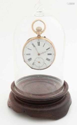 Yellow gold pocket watch, 585/000, with metal dust cover. Equipped with white enamel plate and