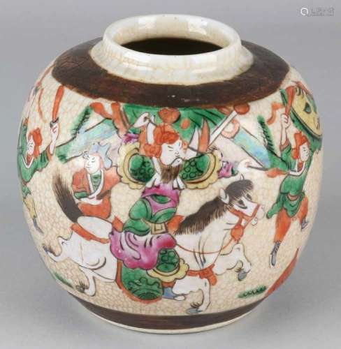 Antique Chinese cantonese ginger jar with warriors and soil brand. Size: 12 x 13 cm ø. In good