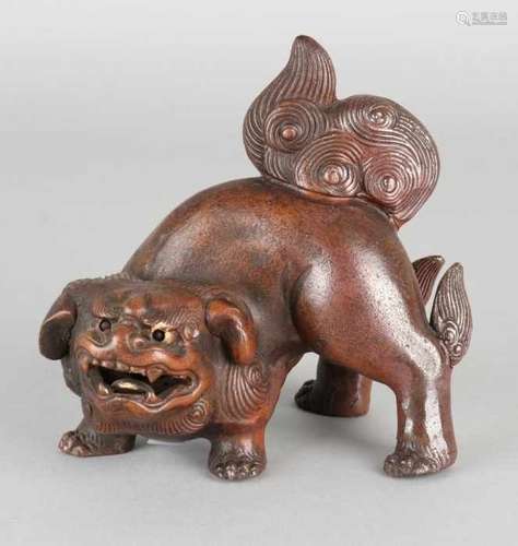 19th Century Chinese glazed terracotta Foo-dog. Nice quality! Size: 14 x 13 x 9 cm. In good