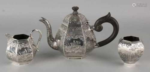 Three-part 835/000 silver tea set with various beautiful images of rural life. Mr. JF de Rooy -