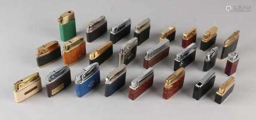 Lot with about 24 lighters including; KW, Rowenta, Firefly, Consul, Leplat, Mylflam, Zenith, Pierre,