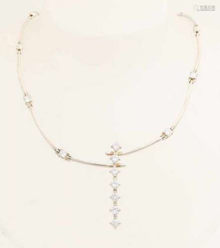 Silver choker, 925/000, with zirconia's. Necklace out of bars, with between links set with