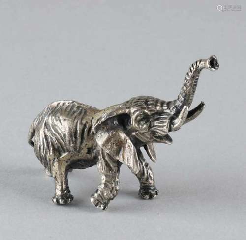 Silver 800/000 miniature of a trumpeting elephant. Size: 6 x 5 cm. Weight: approx. 49 gr. In good