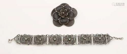 Silver filigree bracelet and brooch, 800/000, bracelet and brooch with filigree flowers. width 18mm,