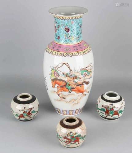 Four times old Chinese porcelain. Among others: three times Cantonese ginger jars and one large