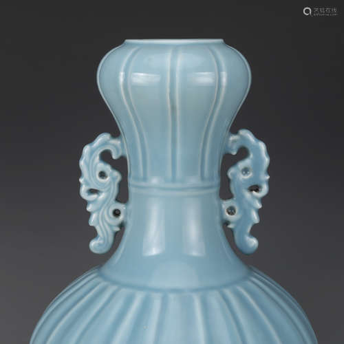 CHINESE BLUE GLAZED GOURD VASE WITH QIANLONG MARK