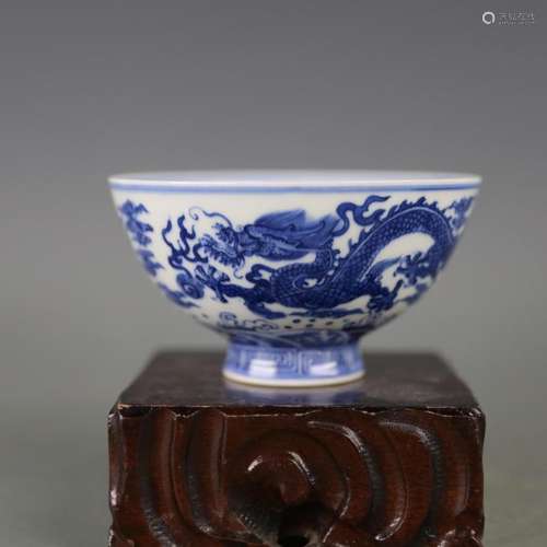 CHINESE BLUE AND WHITE BOWL WITH YONGZHENG MARK