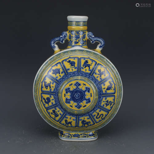 CHINESE YELLOW GROUND AND BLUE FLAT VASE WITH QIANLONG MARK