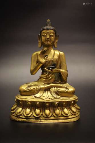 CHINESE GILT BRONZE BHAISAJYAGURU STATUE