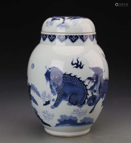 CHINESE BLUE AND WHITE JAR WITH COVER