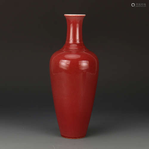 CHINESE RED GLAZED VASE WITH KANGXI MARK