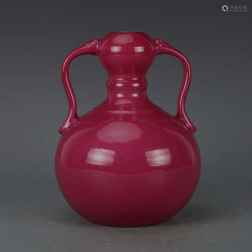 CHINESE RED GLAZED RUYI VASE WITH QIANLONG MARK