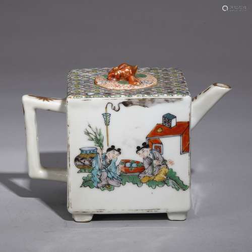 CHINESE  FAMILLE ROSE TEAPOT