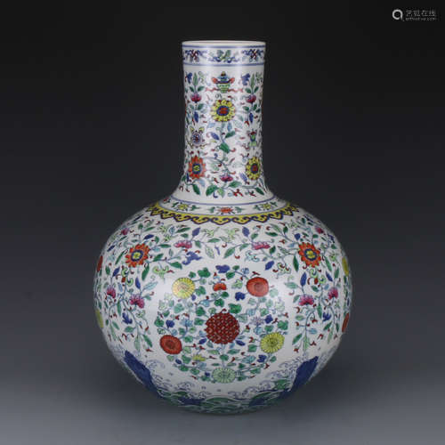 CHINESE DOUCAI VASE WITH YONGZHENG MARK