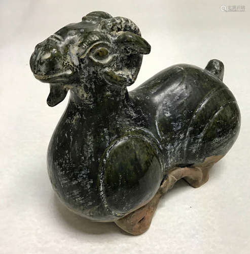 A LUSHAN KILN BLACK GOAT DESIGN PROCELAIN