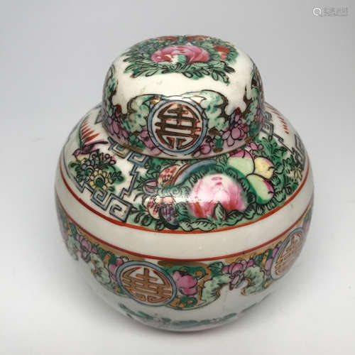 A CANTON ENAMEL FLORAL PATTERN COVERED POT WITH SPICE