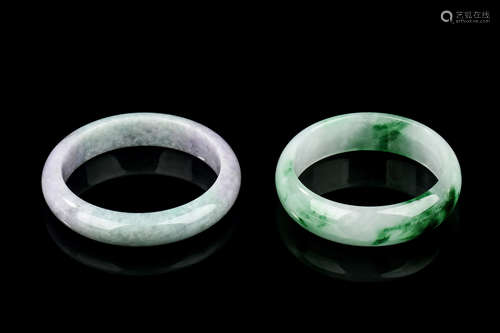 TWO JADEITE ROUND BANGLES