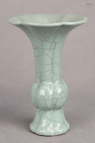 GE WARE CELADON GLAZED VASE, GU