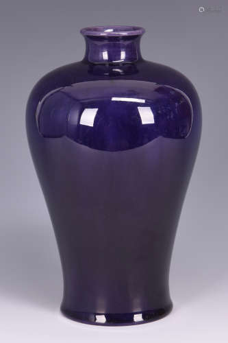 MONOCHROME PURPLE GLAZED VASE, MEIPING