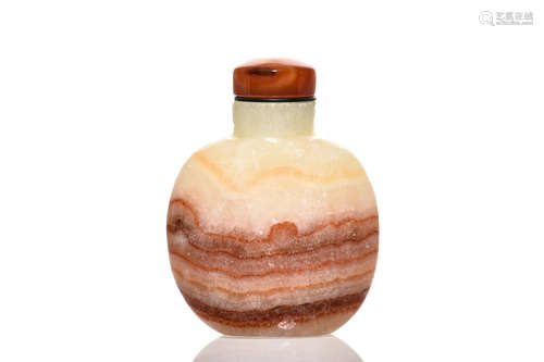 AGATE CARVED SNUFF BOTTLE