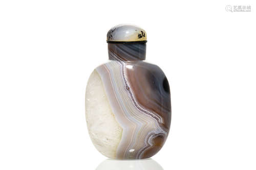 AGATE CARVED SNUFF BOTTLE