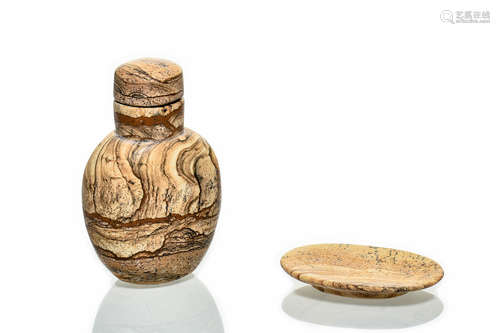 STONE CARVED SNUFF BOTTLE WITH STAND