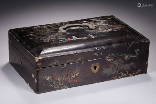 SILVER ENAMELED WOODEN LACQUER BOX
