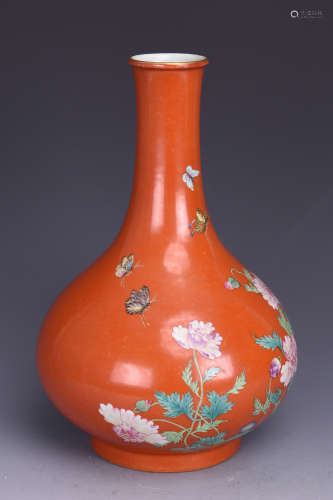 FAMILLE ROSE CORAL GROUND 'FLOWERS' VASE