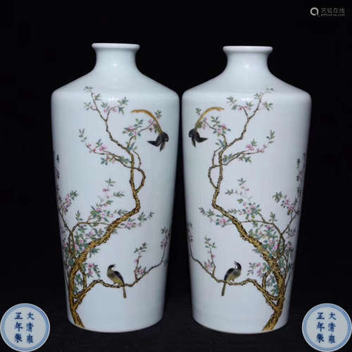 PAIR FAMILLE-ROSE FLORAL&BIRD PATTERN VASES