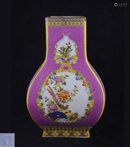 A ENAMELED FLORAL AND BIRD PATTERN VASE