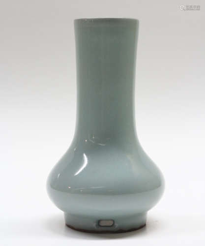 A LONGQUAN CELADON LONG NECK VASE