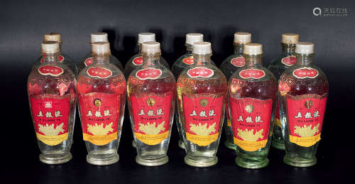 1983-1986年萝卜瓶五粮液