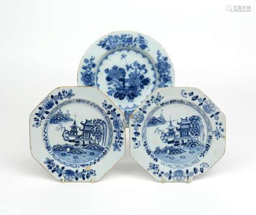 A pair of Dublin delftware octagonal plates c.1760, painted with pagodas and an arched bridge in a