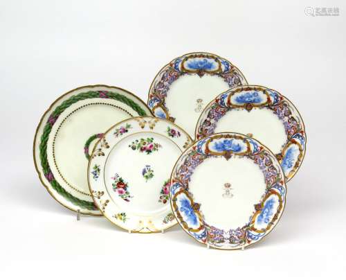 Five French porcelain plates 19th century, three painted with monochrome vignettes of putti within